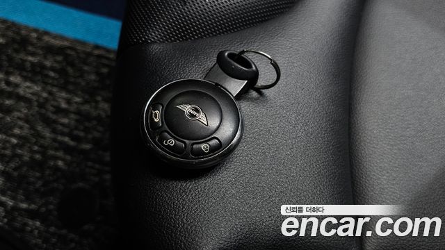 Mini Cooper 2013 — photo 17