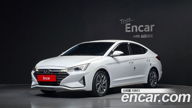 Hyundai AVANTE 2019 — photo 1