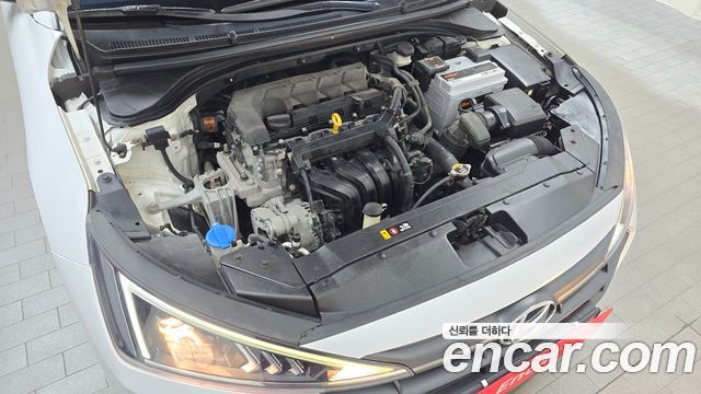 Hyundai AVANTE 2019 — photo 6