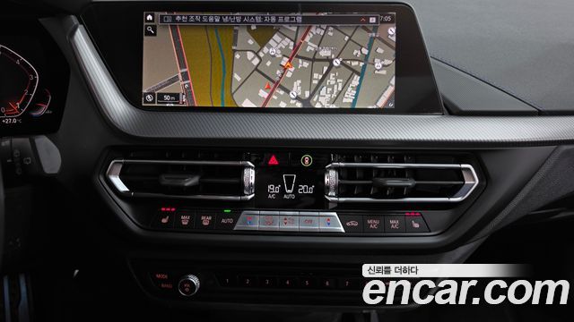 BMW 1-Series 2024 — photo 19