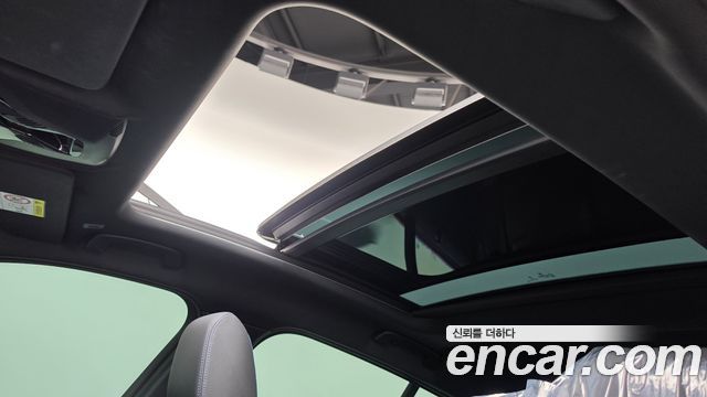BMW 1-Series 2024 — photo 24