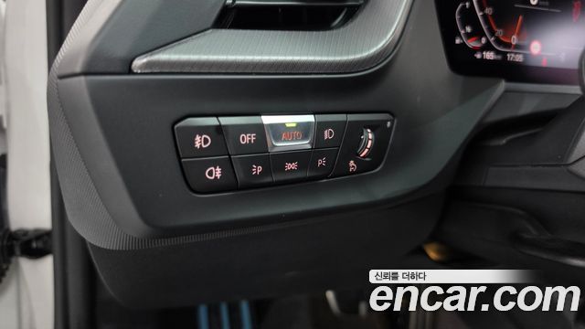 BMW 1-Series 2024 — photo 29