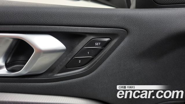 BMW 1-Series 2024 — photo 34