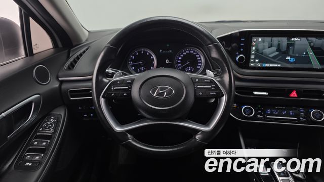 Hyundai Sonata 2022 — photo 19