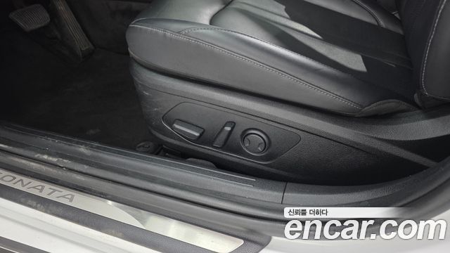 Hyundai Sonata 2022 — photo 24