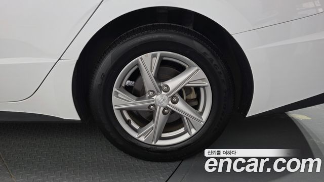 Hyundai Sonata 2022 — photo 7