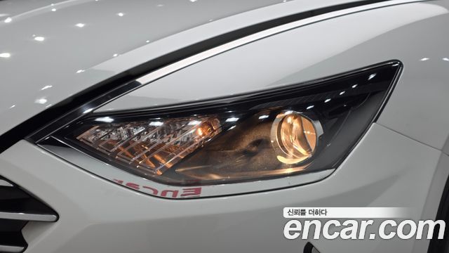 Hyundai Sonata 2022 — photo 8