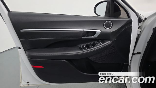 Hyundai Sonata 2022 — photo 14