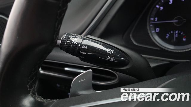 Hyundai Sonata 2022 — photo 27
