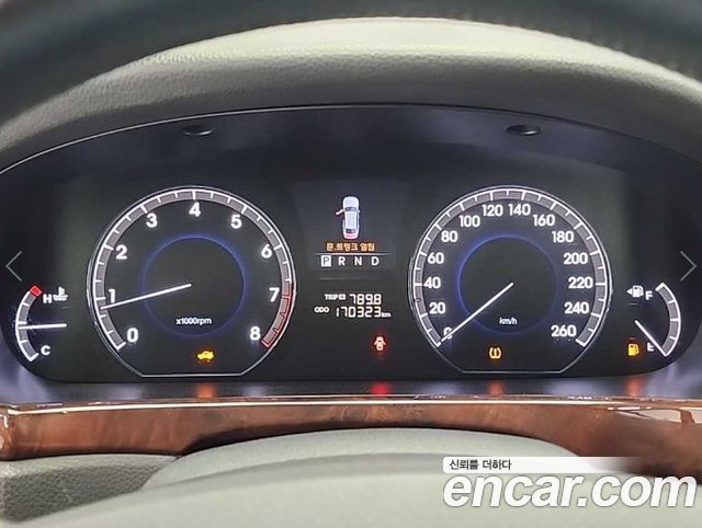 Hyundai Equus 2010 — photo 6