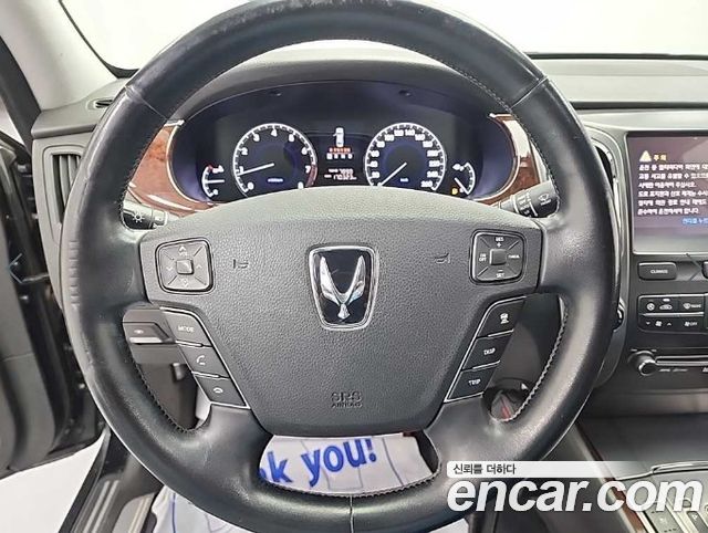 Hyundai Equus 2010 — photo 9