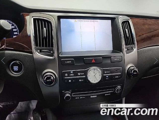 Hyundai Equus 2010 — photo 10