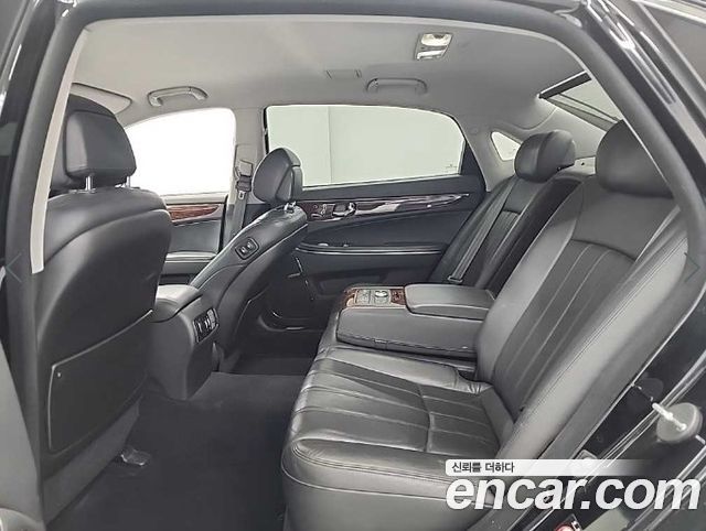 Hyundai Equus 2010 — photo 12
