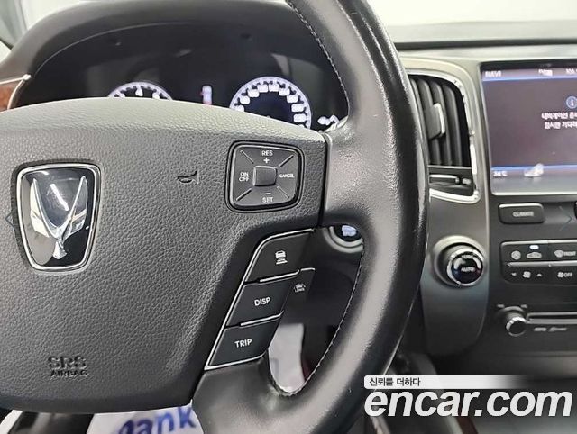 Hyundai Equus 2010 — photo 18