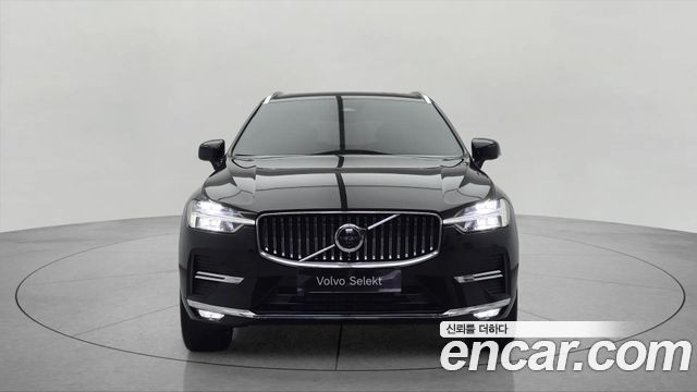 Volvo XC60 2024 — photo 2