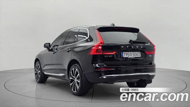 Volvo XC60 2024 — photo 4