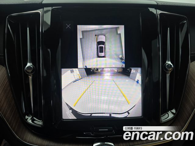 Volvo XC60 2024 — photo 15
