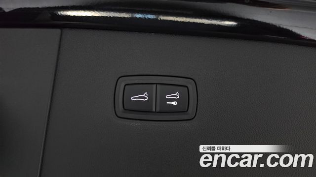 Porsche Cayenne 2025 — photo 23