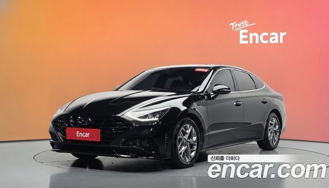 Hyundai Sonata 2022 — photo 1