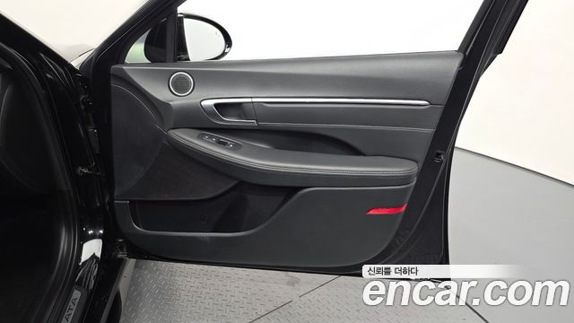 Hyundai Sonata 2022 — photo 14