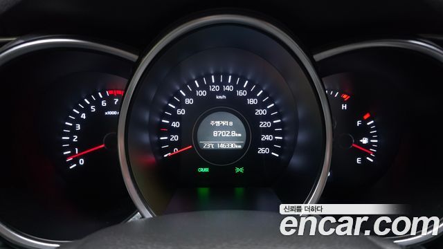 Kia K5 2014 — photo 11