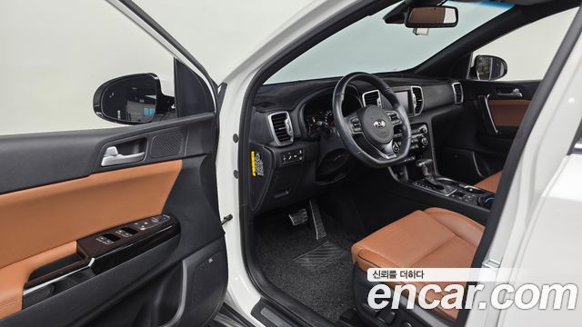 Kia Sportage 2018 — photo 13