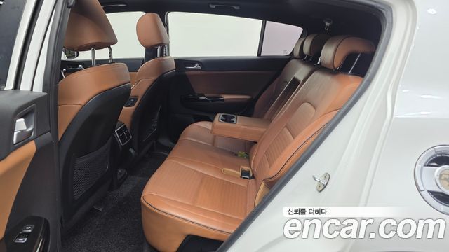 Kia Sportage 2018 — photo 18