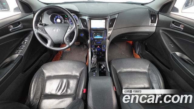 Hyundai Sonata 2013 — photo 10