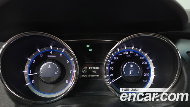Hyundai Sonata 2013 — photo 11