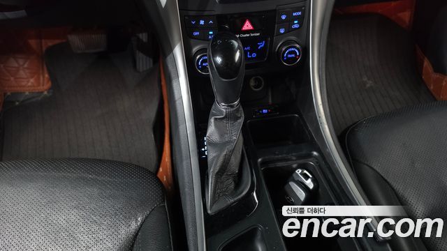 Hyundai Sonata 2013 — photo 12