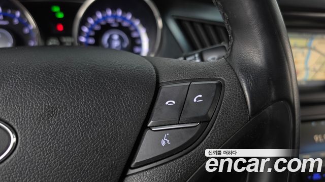 Hyundai Sonata 2013 — photo 22