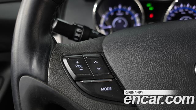 Hyundai Sonata 2013 — photo 23