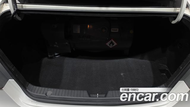Hyundai Sonata 2013 — photo 24