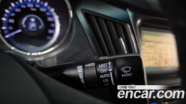 Hyundai Sonata 2013 — photo 27