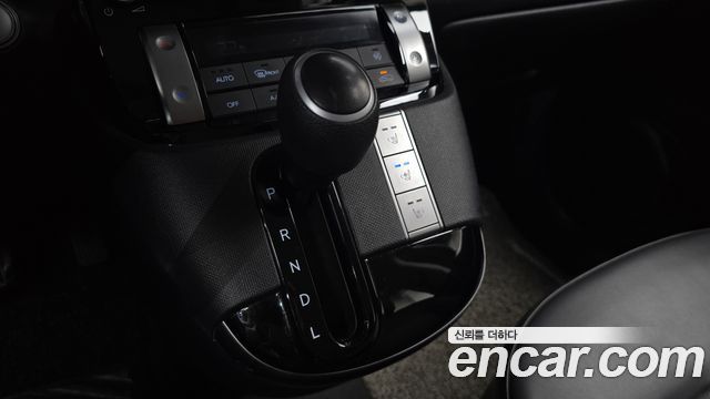 Hyundai Casper 2023 — photo 12