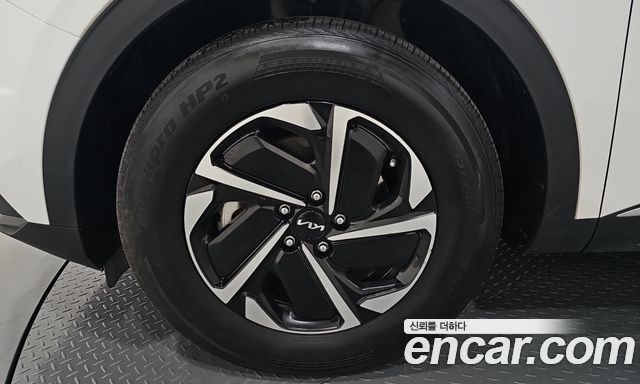 Kia Sportage 2023 — photo 5