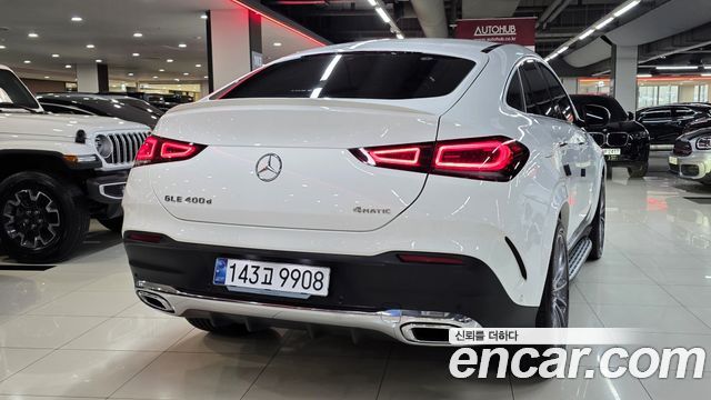 Mercedes-Benz GLE-Class 2023 — photo 8