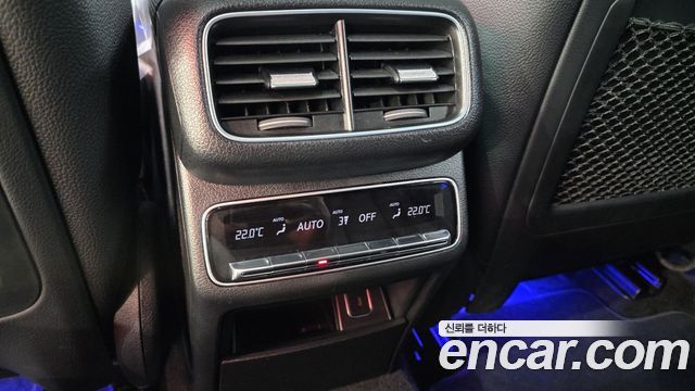 Mercedes-Benz GLE-Class 2023 — photo 18