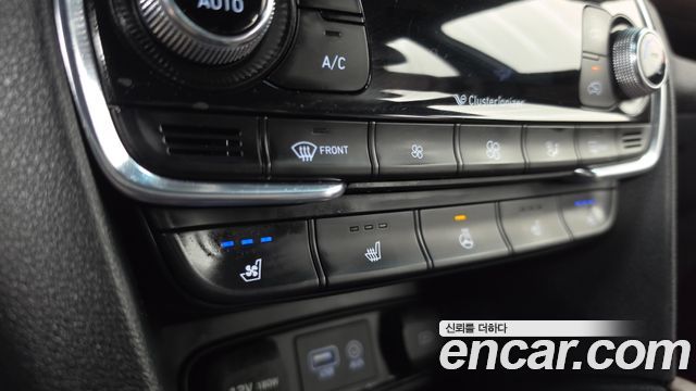 Hyundai Santafe 2020 — photo 28