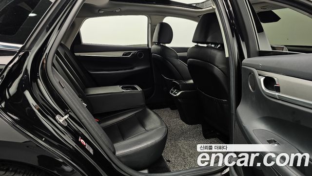 Hyundai Grandeur 2023 — photo 18
