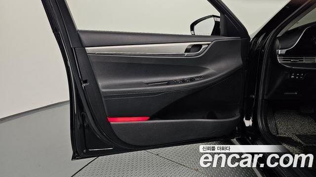 Hyundai Grandeur 2023 — photo 14