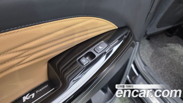 Kia K7 2020 — photo 30