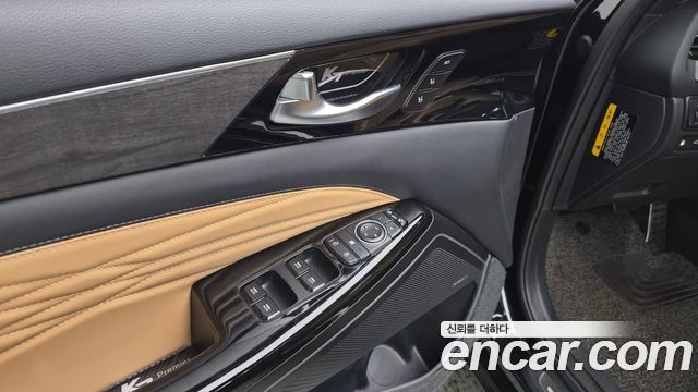 Kia K7 2020 — photo 37