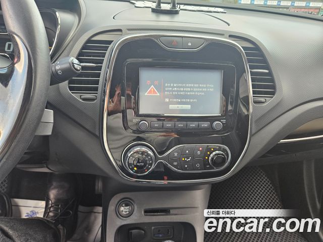 Renault Korea QM3 2015 — photo 9
