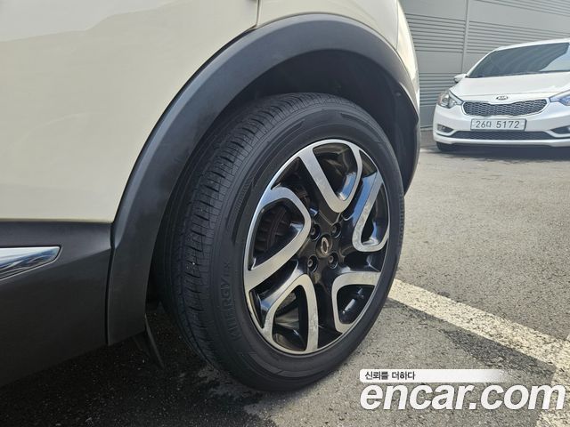Renault Korea QM3 2015 — photo 15