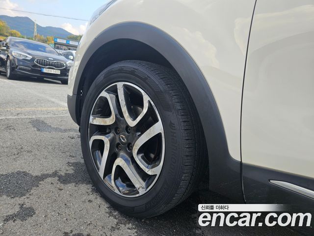 Renault Korea QM3 2015 — photo 16