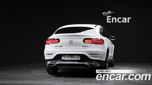 Mercedes-Benz GLC-Class 2019 — photo 4