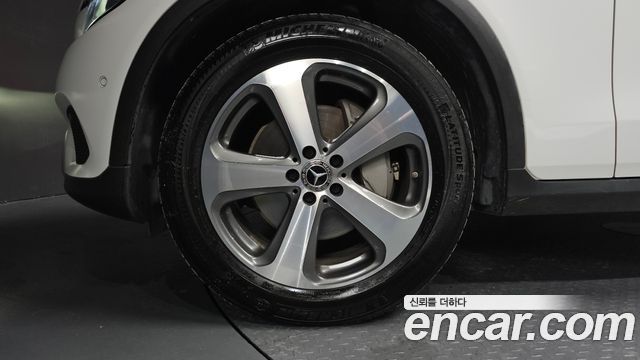 Mercedes-Benz GLC-Class 2019 — photo 5
