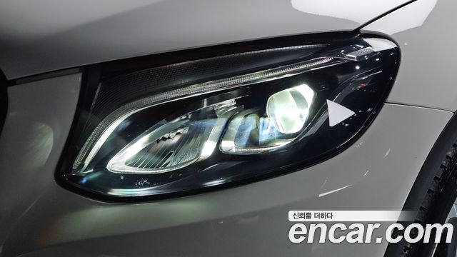 Mercedes-Benz GLC-Class 2019 — photo 8