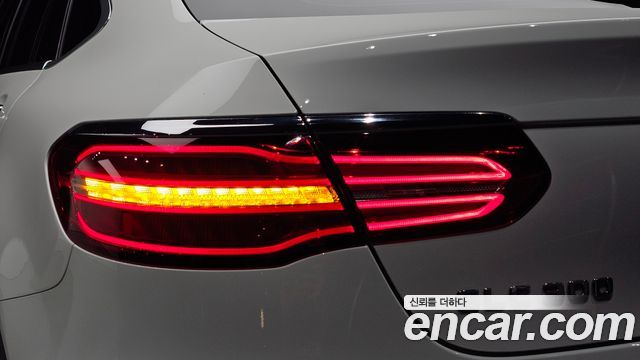 Mercedes-Benz GLC-Class 2019 — photo 9